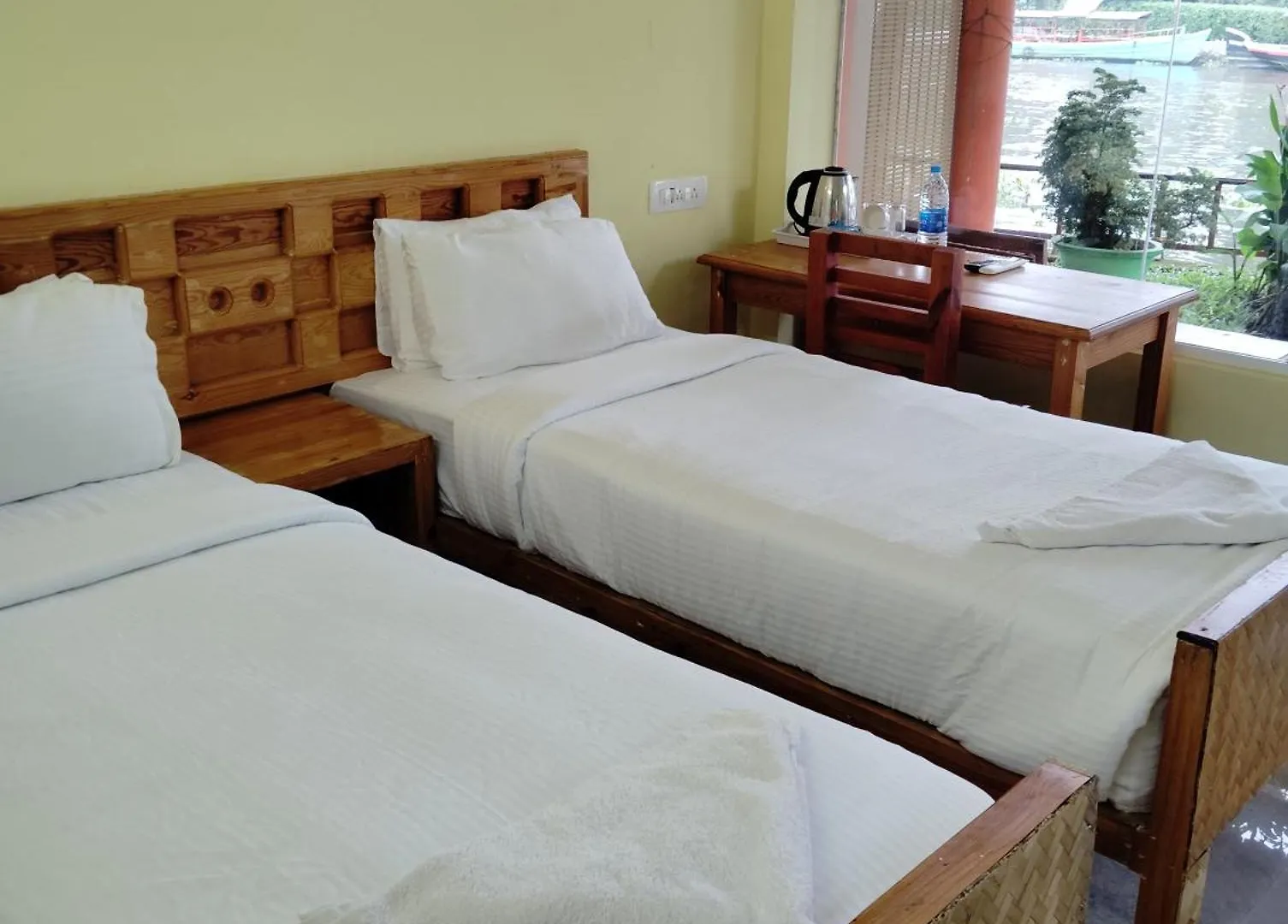 Bed & Breakfast The Lake Paradise Boutique Resort Alappuzha India