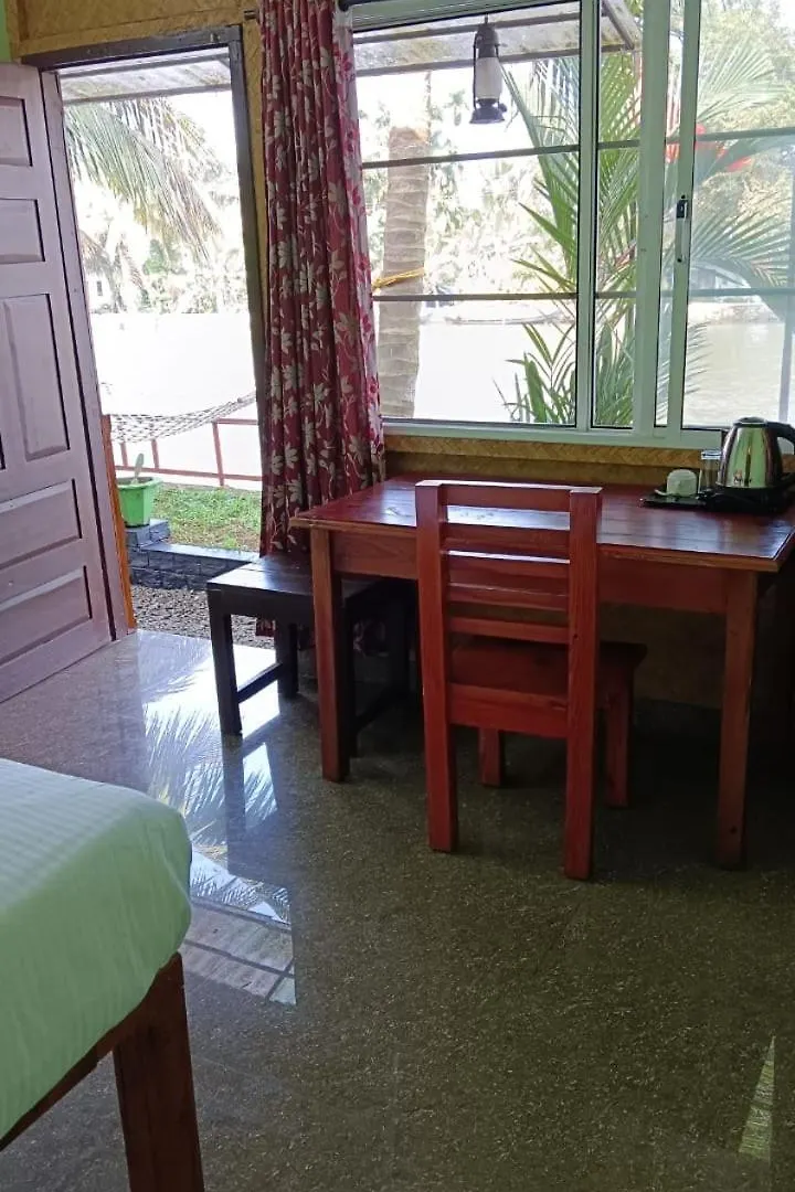 Bed & Breakfast The Lake Paradise Boutique Resort Alappuzha India