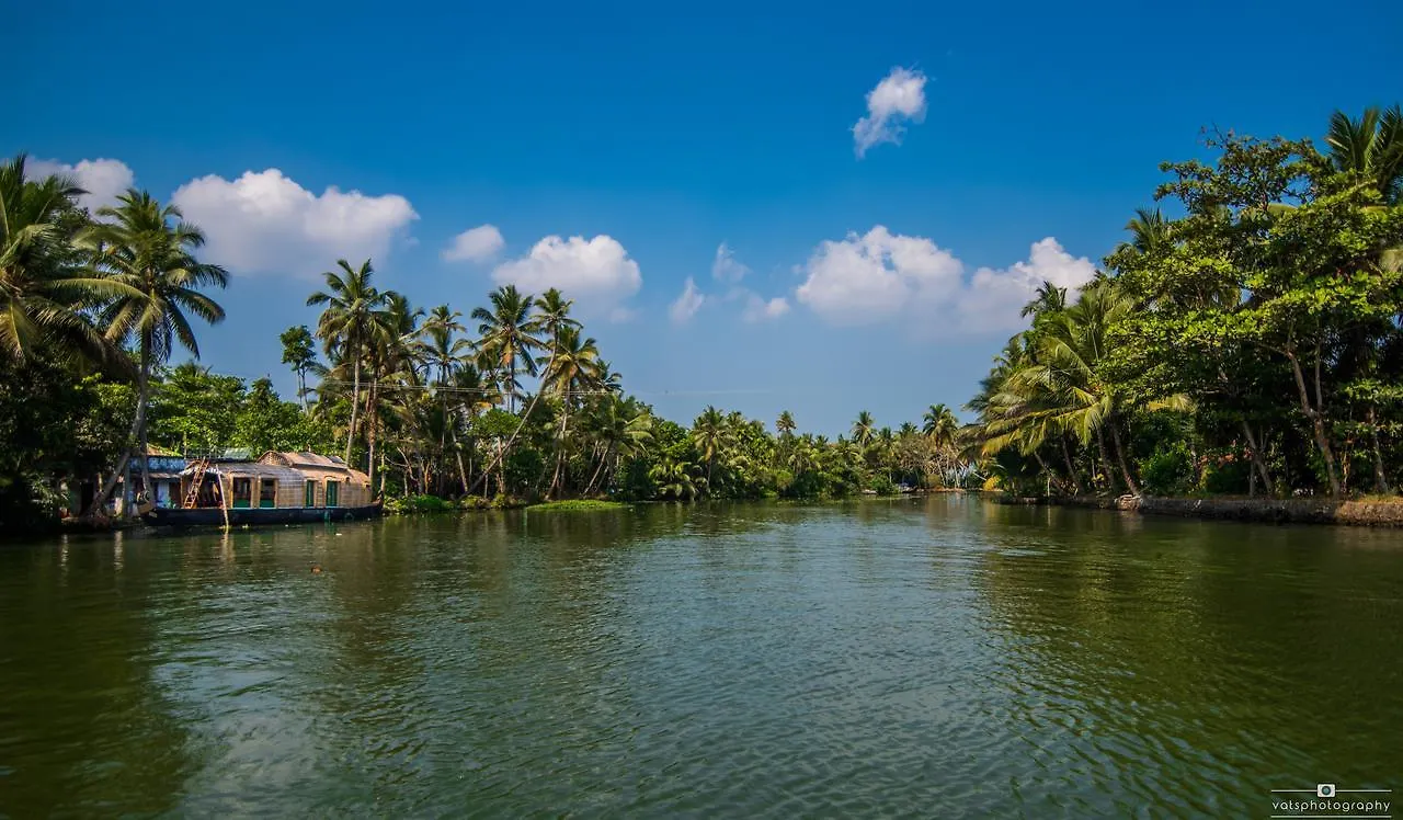 The Lake Paradise Boutique Resort Alappuzha