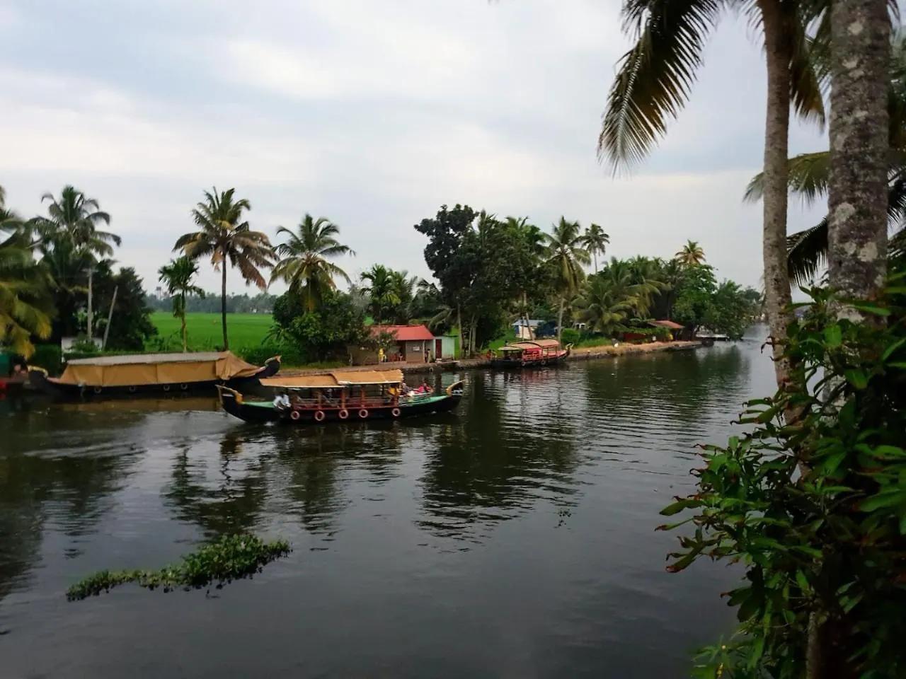 The Lake Paradise Boutique Resort Alappuzha 0*,  India